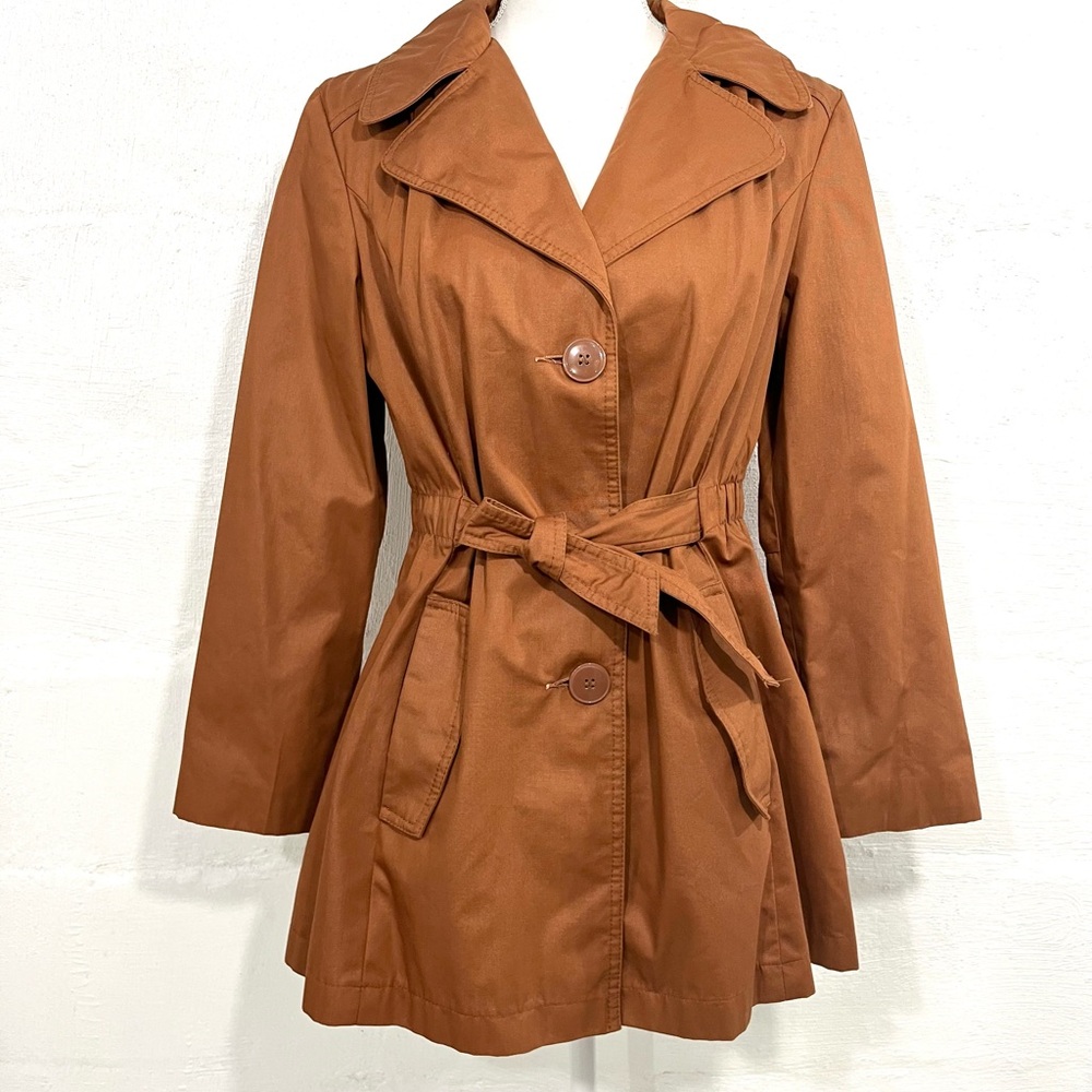 VINTAGE WOMEN BUTTON COAT (a523)